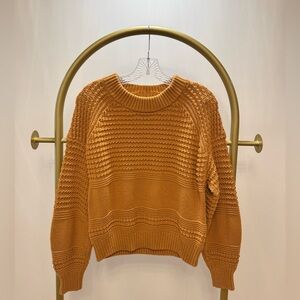 Universal Thread Golden Yellow Crew Neck Sweater with Textured Knit